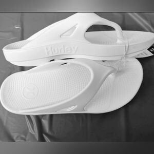 Hurley White Recovery Slide Sandals Women Size 9.